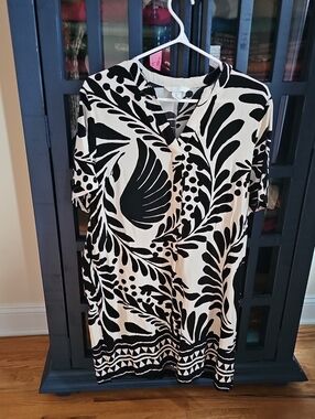 Black & White Tropical Print Tunic Dress